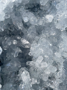 Celestien geode