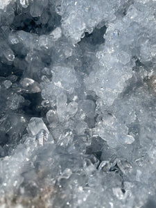 Celestien geode